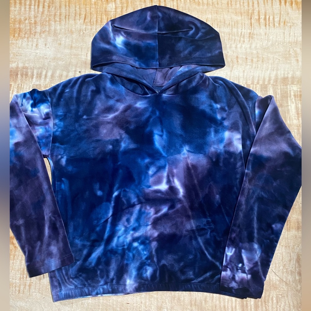 Freshman Tie Dye Hoodie - Girls size Large (12/14) - soft velvety material